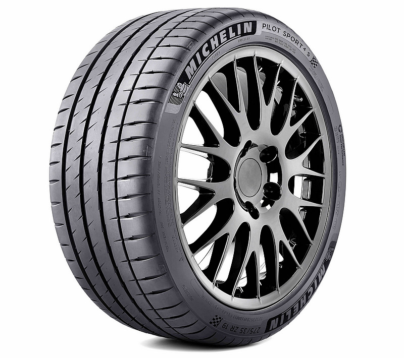 熱情燃動駕馭新境界 米其林《Michelin》最新高階性能胎款《Pilot Sport 4 S》正式發表 熱情燃動駕馭新境界 米其林《Michelin》最新高階性能胎款《Pilot Sport 4 S》正式發表