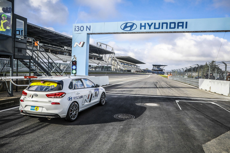 最終試煉 《Hyundai》派出《i30 N》參加Nürburgring 24小時耐久賽 最終試煉 《Hyundai》派出《i30 N》參加Nürburgring 24小時耐久賽