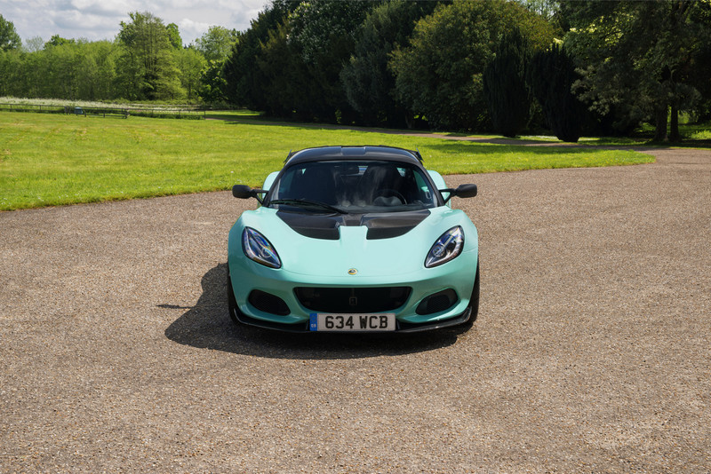 傳承極致輕量精神 《Lotus Elise Cup 250》俐落現身 傳承極致輕量精神 《Lotus Elise Cup 250》俐落現身