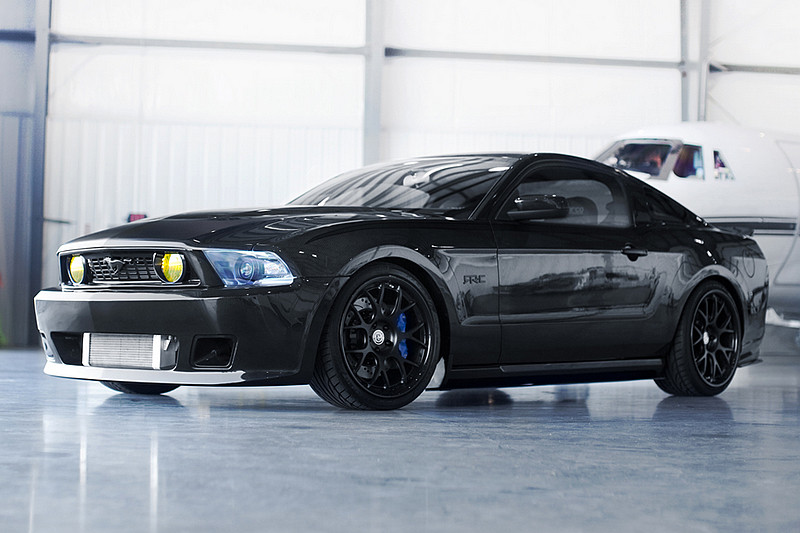 獨一無二碳纖野馬Vaughn Gittin Jr.專屬《Ford Mustang RTR-C》準備拍賣 獨一無二碳纖野馬Vaughn Gittin Jr.專屬《Ford Mustang RTR-C》準備拍賣