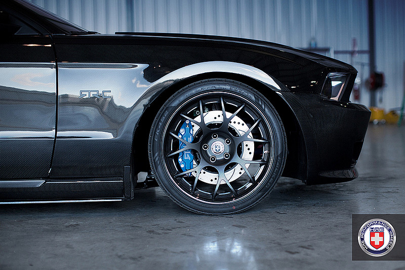 獨一無二碳纖野馬Vaughn Gittin Jr.專屬《Ford Mustang RTR-C》準備拍賣 獨一無二碳纖野馬Vaughn Gittin Jr.專屬《Ford Mustang RTR-C》準備拍賣