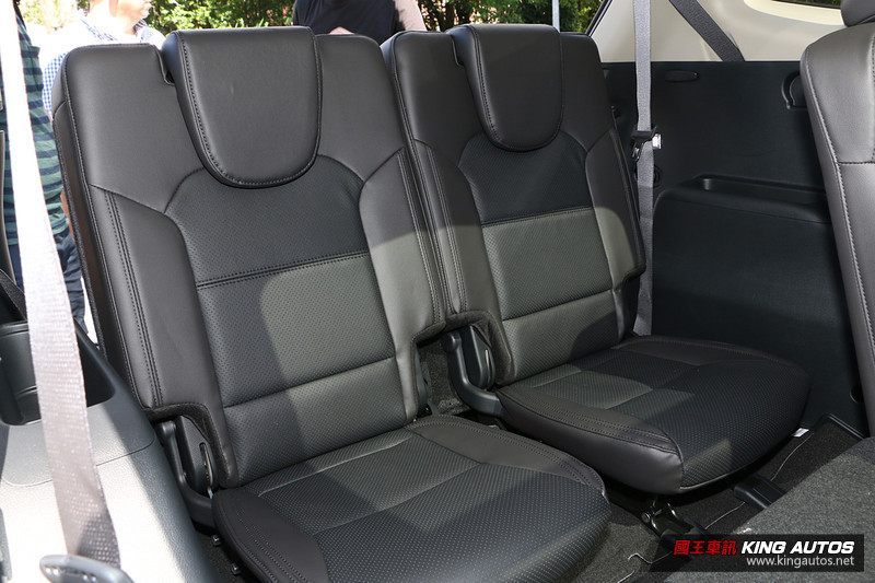 《Kia Carens》改款導入盲點偵測 79.9萬元起標配6氣囊發表上市 《Kia Carens》改款導入盲點偵測 79.9萬元起標配6氣囊發表上市
