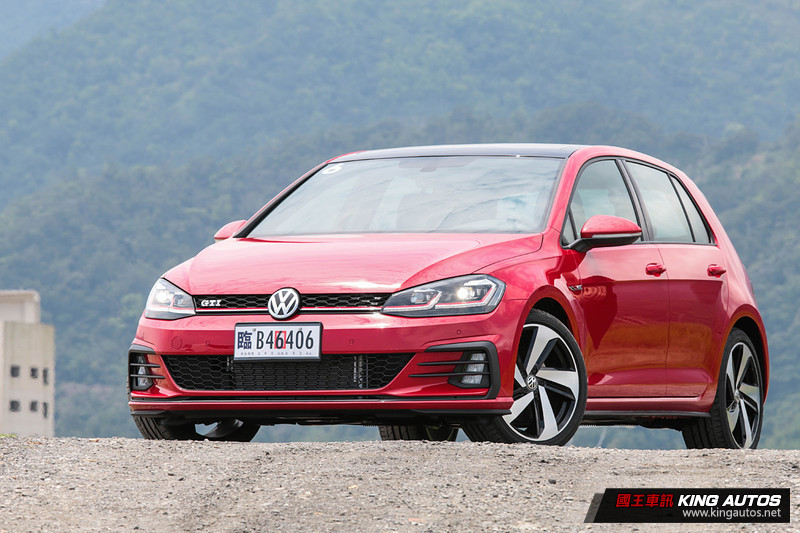 《Volkswagen Golf》小改款89.8萬起上市 最高較預售降價3萬元 《Volkswagen Golf》小改款89.8萬起上市 最高較預售降價3萬元