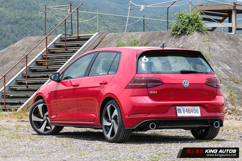 《Volkswagen Golf》小改款89.8萬起上市 最高較預售降價3萬元 《Volkswagen Golf》小改款89.8萬起上市 最高較預售降價3萬元