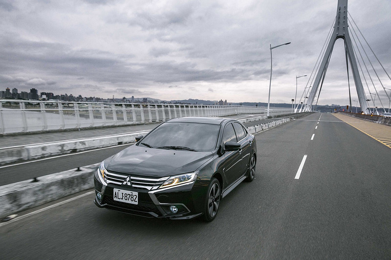 達卡傳奇來臺傳授駕馭技巧 《Mitsubishi Lancer》馭望奔馳體驗日報名開跑 達卡傳奇來臺傳授駕馭技巧 《Mitsubishi Lancer》馭望奔馳體驗日報名開跑