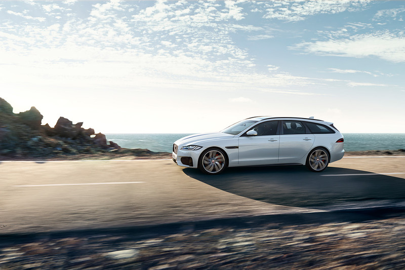 優美降臨 大改款《Jaguar XF Sportbrake》曝光亮相 優美降臨 大改款《Jaguar XF Sportbrake》曝光亮相
