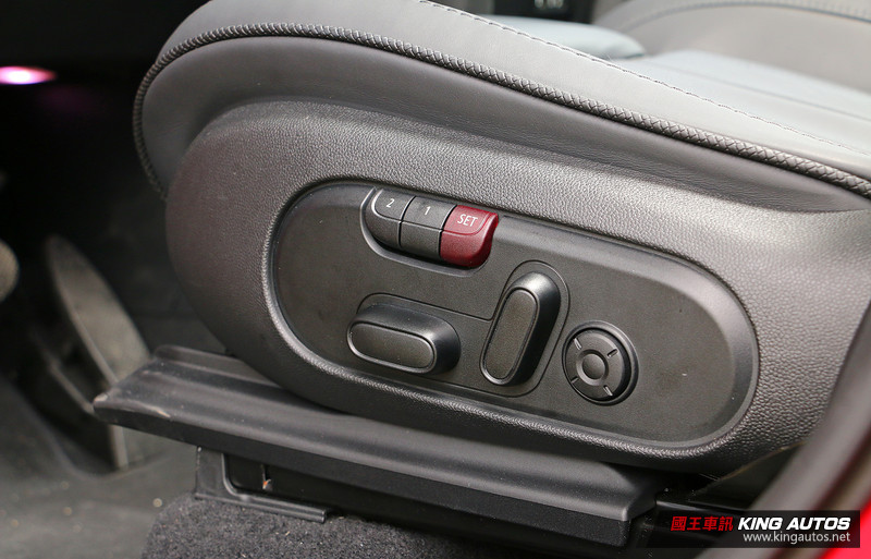 漫步都會叢林─《Mini Cooper Countryman 1.5T》試駕報導 漫步都會叢林─《Mini Cooper Countryman 1.5T》試駕報導