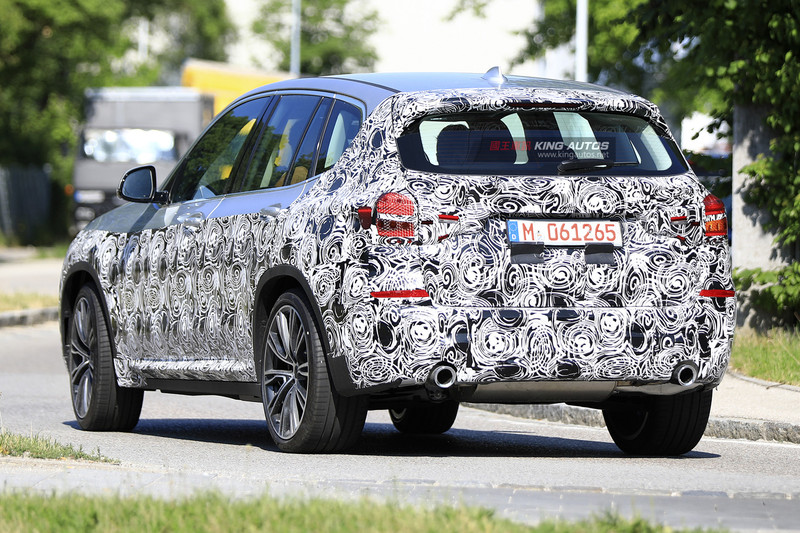 新世代《BMW X3 & X4》輕偽裝同場現身 《X3》最快下個月發表 新世代《BMW X3 & X4》輕偽裝同場現身 《X3》最快下個月發表