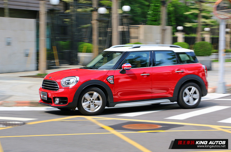 漫步都會叢林─《Mini Cooper Countryman 1.5T》試駕報導 漫步都會叢林─《Mini Cooper Countryman 1.5T》試駕報導