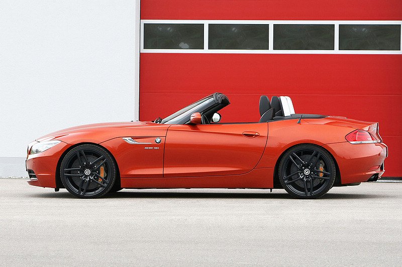 不止是開帥 G-Power讓《BMW Z4 sDrive18i》升級204ps馬力同嚐快感 不止是開帥 G-Power讓《BMW Z4 sDrive18i》升級204ps馬力同嚐快感