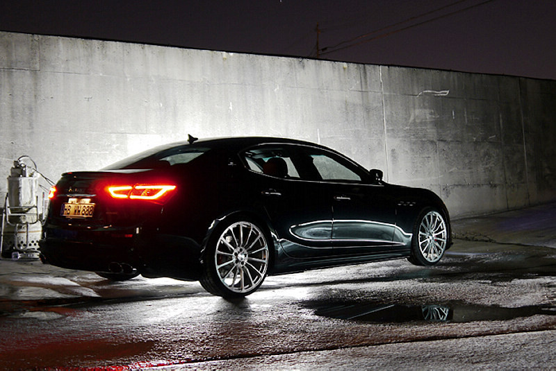 大和風格塑造闇夜海神 Wald Black Bison套件讓《Maserati Ghibli》隱露殺機 大和風格塑造闇夜海神 Wald Black Bison套件讓《Maserati Ghibli》隱露殺機