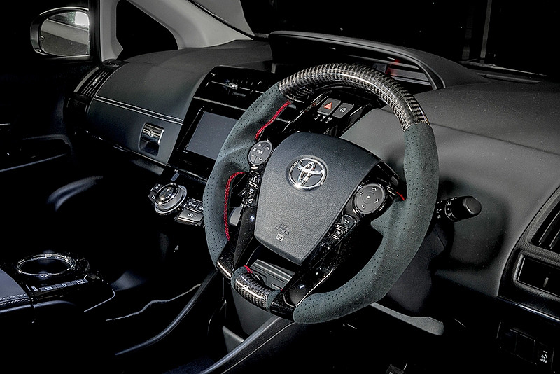 油電小可愛《Prius c》轉換風格 Rowen操刀《Toyota Aqua》造就小鋼炮氣息 油電小可愛《Prius c》轉換風格 Rowen操刀《Toyota Aqua》造就小鋼炮氣息