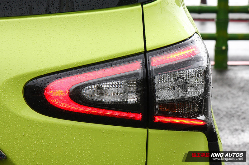 家庭的渴望─《Kia Carens》vs.《Toyota Sienta》,安全與配備篇 家庭的渴望─《Kia Carens》vs.《Toyota Sienta》,安全與配備篇