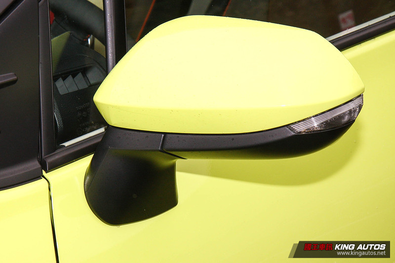 家庭的渴望─《Kia Carens》vs.《Toyota Sienta》,安全與配備篇 家庭的渴望─《Kia Carens》vs.《Toyota Sienta》,安全與配備篇