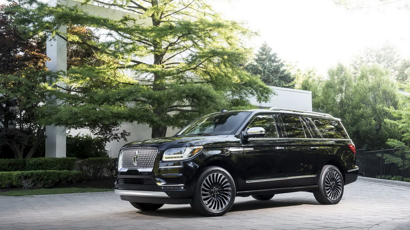 2018年式《Lincoln Navigator Extended》大尺碼成員報到 2018年式《Lincoln Navigator Extended》大尺碼成員報到