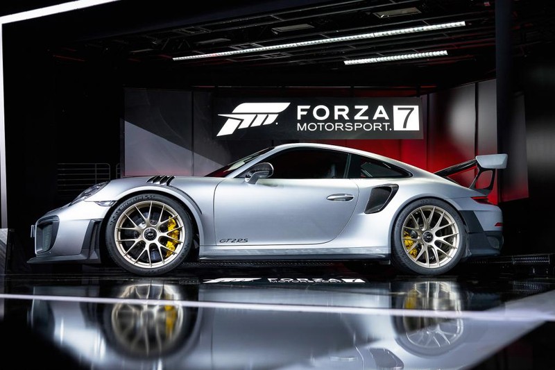 亮相即完售 千台限量《Porsche 911 GT2 RS》已全數銷售一空 亮相即完售 千台限量《Porsche 911 GT2 RS》已全數銷售一空