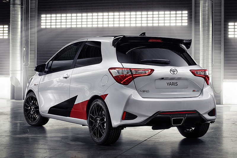 暴力小鴨宣傳影片 《Toyota Yaris GRMN》展現狂放引擎聲浪 暴力小鴨宣傳影片 《Toyota Yaris GRMN》展現狂放引擎聲浪
