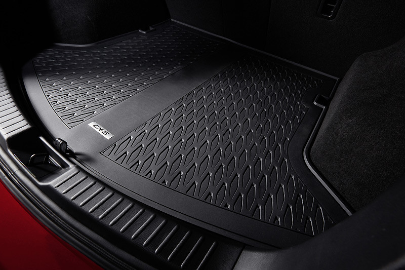 美觀更兼具實用性 德國《Mazda》針對新型《CX-5》推出一系列原廠配件 美觀更兼具實用性 德國《Mazda》針對新型《CX-5》推出一系列原廠配件