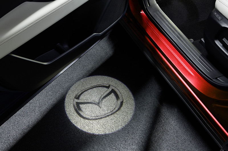 美觀更兼具實用性 德國《Mazda》針對新型《CX-5》推出一系列原廠配件 美觀更兼具實用性 德國《Mazda》針對新型《CX-5》推出一系列原廠配件