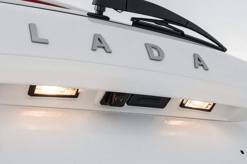 戰鬥民族也推跨界特仕車 《Lada Xray Exclusive》俄羅斯開賣 戰鬥民族也推跨界特仕車 《Lada Xray Exclusive》俄羅斯開賣