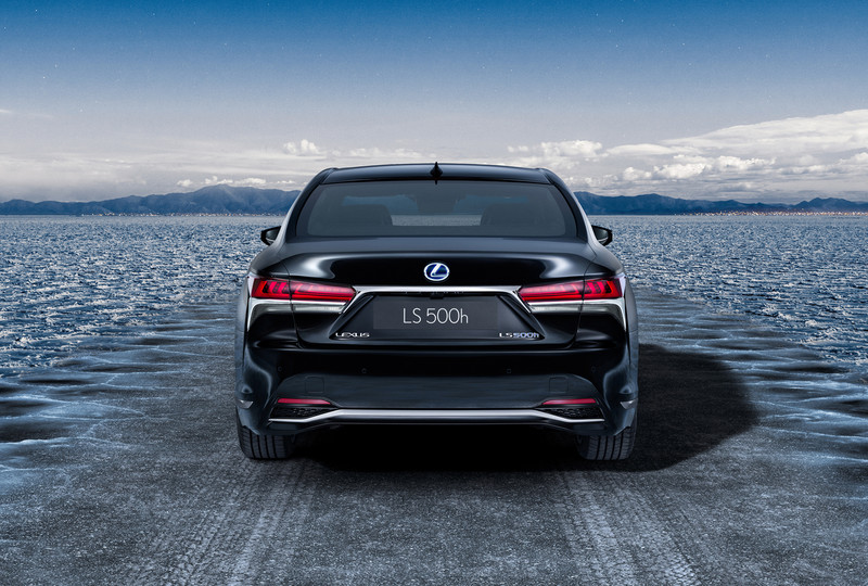 新世代《Lexus LS》日本首度亮相 完整公佈主動安全科技 新世代《Lexus LS》日本首度亮相 完整公佈主動安全科技