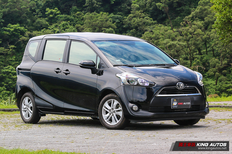 家庭的渴望─《Kia Carens》vs.《Toyota Sienta》,動態表現篇 家庭的渴望─《Kia Carens》vs.《Toyota Sienta》,動態表現篇