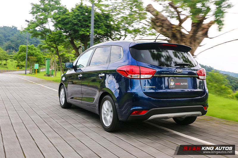 家庭的渴望─《Kia Carens》vs.《Toyota Sienta》,動態表現篇 家庭的渴望─《Kia Carens》vs.《Toyota Sienta》,動態表現篇