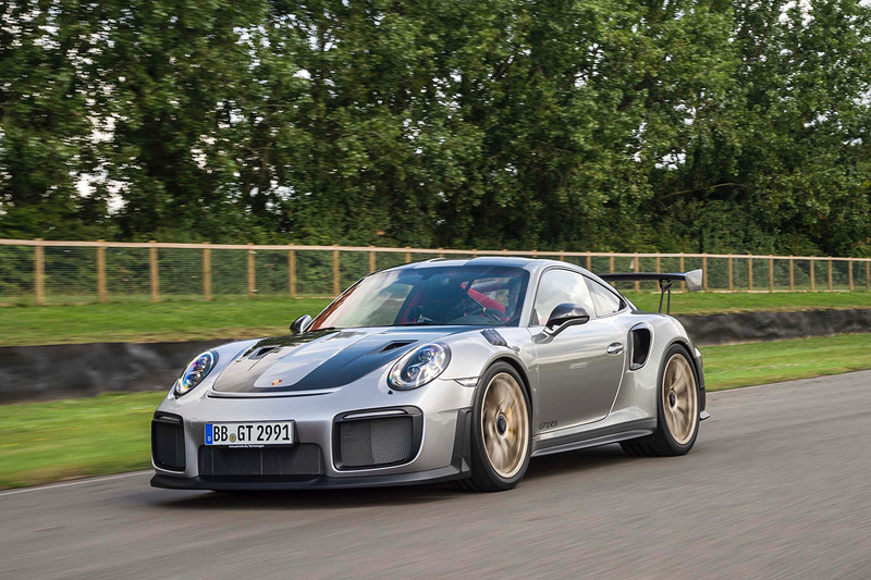 史上最強量產《911》 《Porsche 911 GT2 RS》狹700匹馬力問世 史上最強量產《911》 《Porsche 911 GT2 RS》狹700匹馬力問世