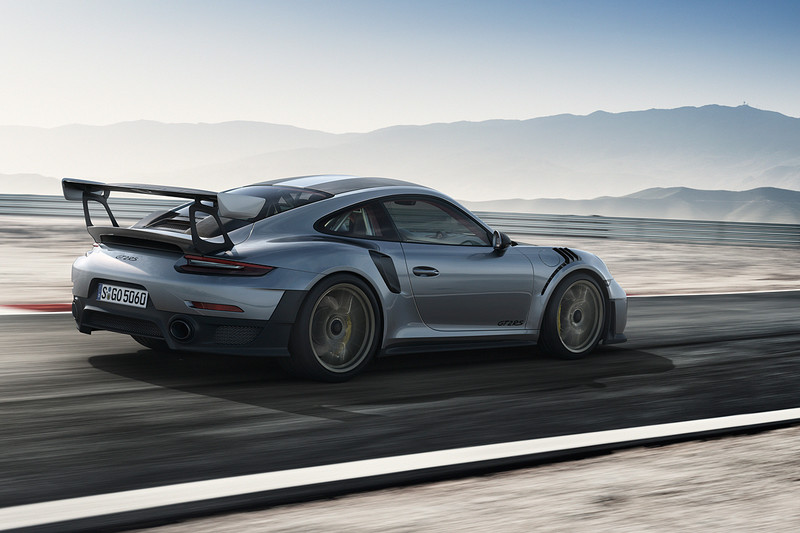 史上最強量產《911》 《Porsche 911 GT2 RS》狹700匹馬力問世 史上最強量產《911》 《Porsche 911 GT2 RS》狹700匹馬力問世