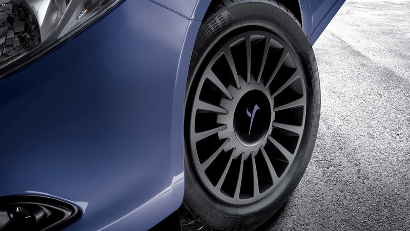 《Lancia Ypsilon Unyca》義大利特仕新登場 《Lancia Ypsilon Unyca》義大利特仕新登場