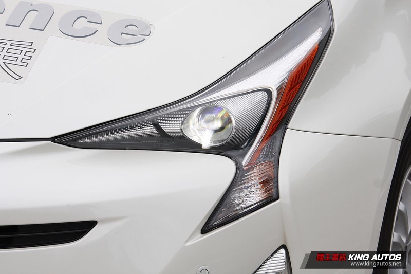 日韓綠能車之戰─《Toyota Prius》vs.《Hyundai Ioniq Hybrid》,設計乘用篇 日韓綠能車之戰─《Toyota Prius》vs.《Hyundai Ioniq Hybrid》,設計乘用篇