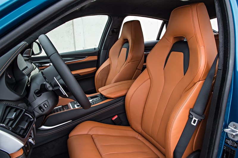 642萬元起限量20台 《BMW X5 M & X6 M》升級21吋輪圈、Individual Merino內裝 642萬元起限量20台 《BMW X5 M & X6 M》升級21吋輪圈、Individual Merino內裝