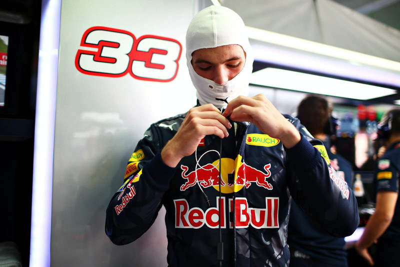 傳聞四起 Max Verstappen可能加入《Ferrari》車隊取代Kimi Räikkönen 傳聞四起 Max Verstappen可能加入《Ferrari》車隊取代Kimi Räikkönen