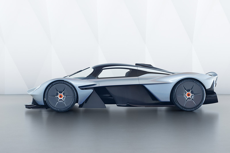 《Aston Martin Valkyrie》內外細節曝光 宛若街道版原型賽車 《Aston Martin Valkyrie》內外細節曝光 宛若街道版原型賽車