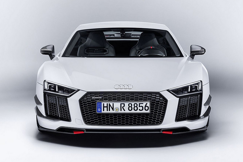 Audi Sport性能加持 奧迪《Audi R8 & TT》同享動感進化 Audi Sport性能加持 奧迪《Audi R8 & TT》同享動感進化