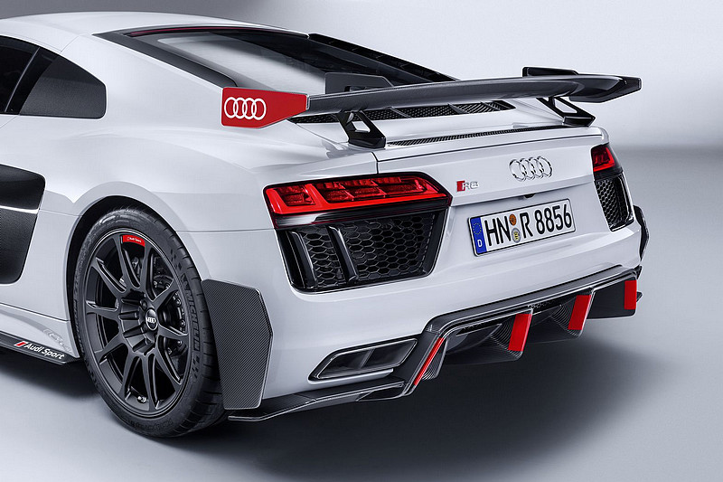 Audi Sport性能加持 奧迪《Audi R8 & TT》同享動感進化 Audi Sport性能加持 奧迪《Audi R8 & TT》同享動感進化