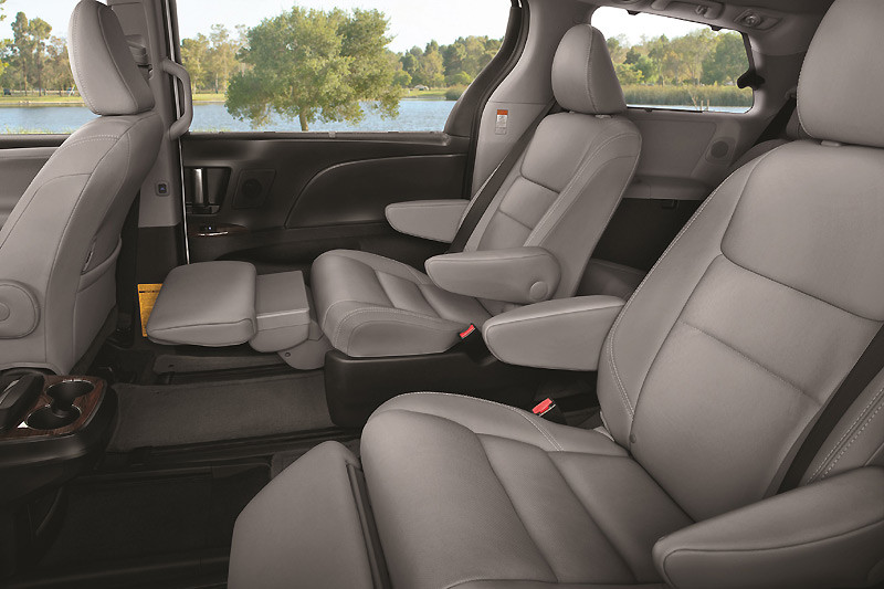 降幅最多達26萬! 《Toyota Sienna》七月份198萬元起限時推出 降幅最多達26萬! 《Toyota Sienna》七月份198萬元起限時推出