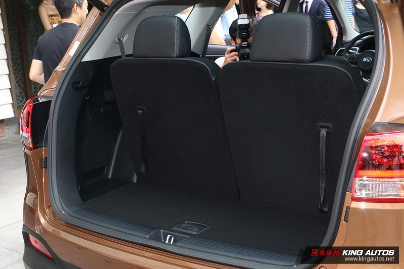 《Kia Sorento》146.9萬元起發表 全車系標配6氣囊搶攻7人座休旅市場 《Kia Sorento》146.9萬元起發表 全車系標配6氣囊搶攻7人座休旅市場
