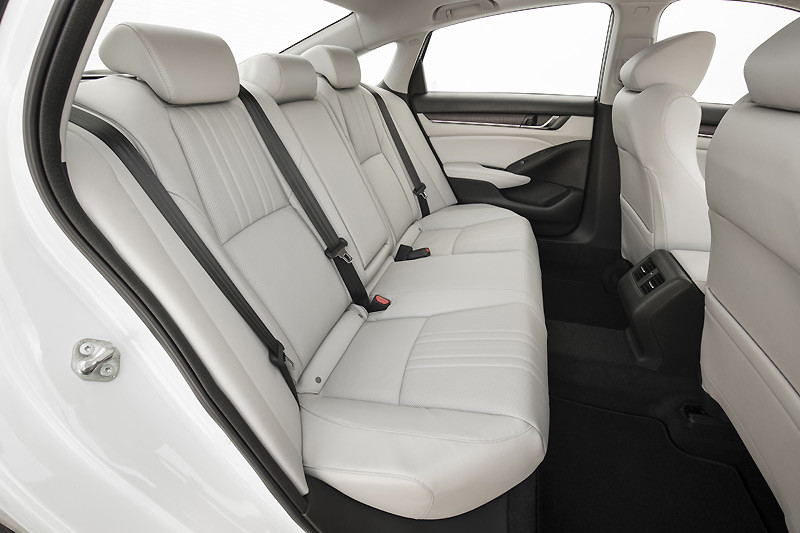堂堂邁入第十代 美規全新《Honda Accord》正式發表 堂堂邁入第十代 美規全新《Honda Accord》正式發表