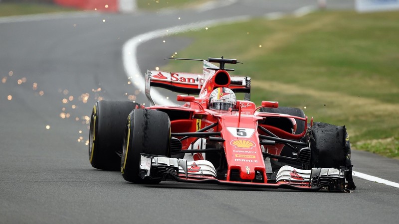 2017 F1英國站:Lewis Hamilton家鄉得勝 積分緊追Vettel 2017 F1英國站:Lewis Hamilton家鄉得勝 積分緊追Vettel
