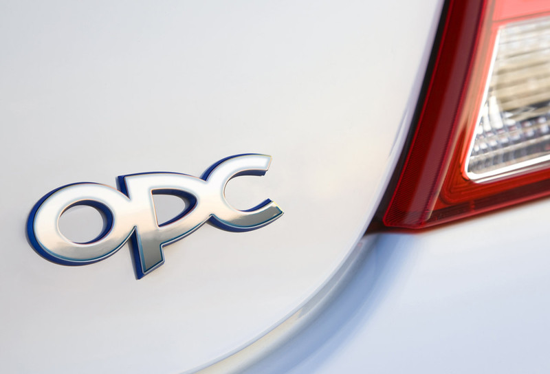 新世代《Opel Insignia OPC》改採四缸渦輪設定?明年日內瓦車展可望發表 新世代《Opel Insignia OPC》改採四缸渦輪設定?明年日內瓦車展可望發表