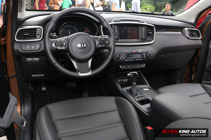 《Kia Sorento》146.9萬元起發表 全車系標配6氣囊搶攻7人座休旅市場 《Kia Sorento》146.9萬元起發表 全車系標配6氣囊搶攻7人座休旅市場