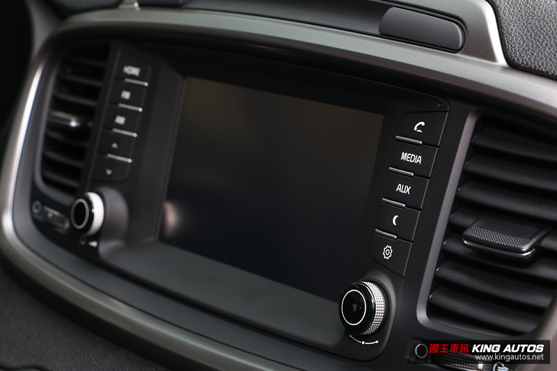 《Kia Sorento》146.9萬元起發表 全車系標配6氣囊搶攻7人座休旅市場 《Kia Sorento》146.9萬元起發表 全車系標配6氣囊搶攻7人座休旅市場