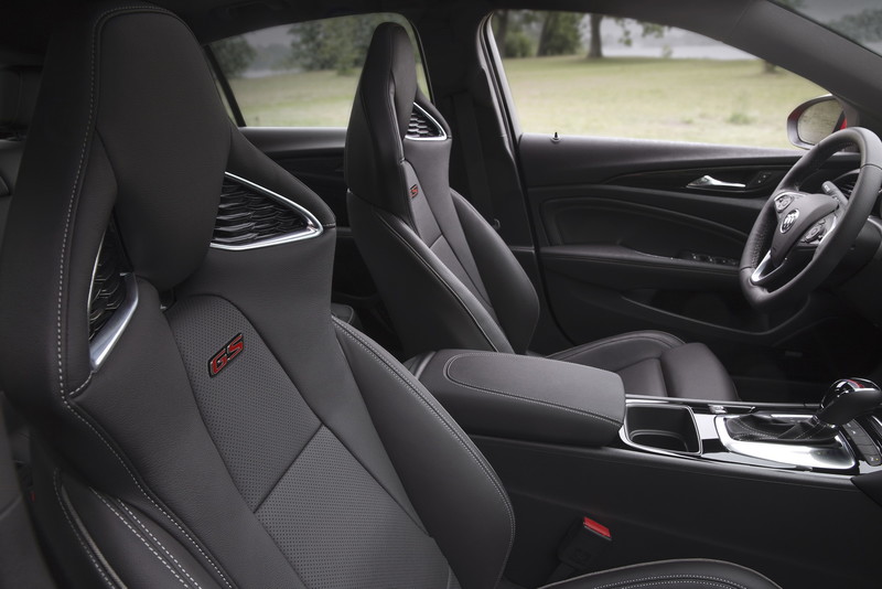 美規新世代《Buick Regal GS》馬力310匹3.6升V6引擎上身 美規新世代《Buick Regal GS》馬力310匹3.6升V6引擎上身