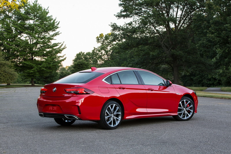 美規新世代《Buick Regal GS》馬力310匹3.6升V6引擎上身 美規新世代《Buick Regal GS》馬力310匹3.6升V6引擎上身