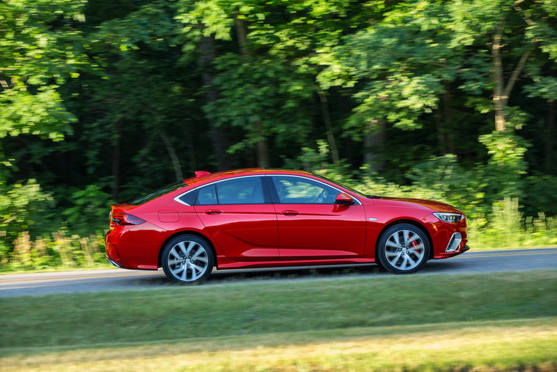 美規新世代《Buick Regal GS》馬力310匹3.6升V6引擎上身 美規新世代《Buick Regal GS》馬力310匹3.6升V6引擎上身
