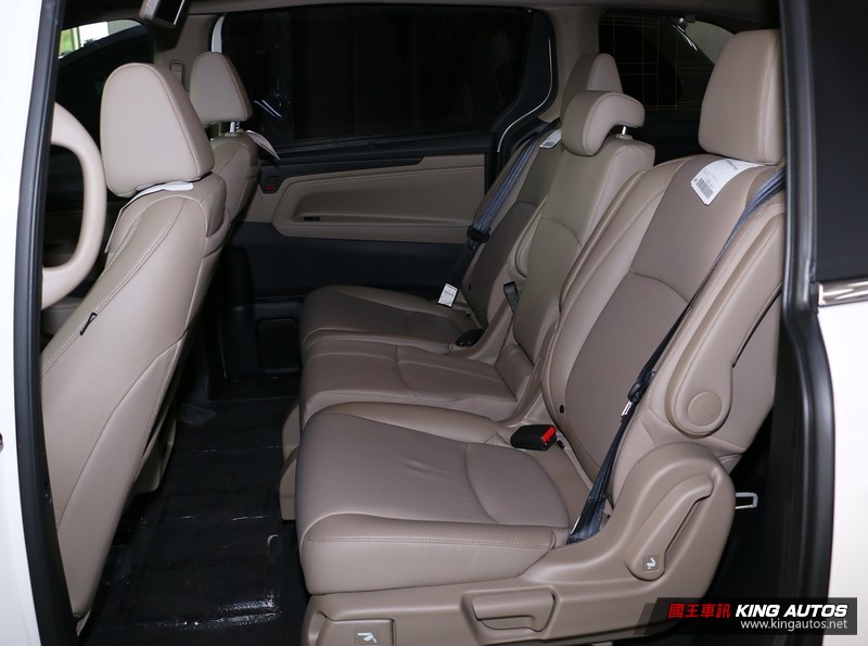 搶先一睹美規8人座《Honda Odyssey》實車身影 臺灣230萬元起開賣 搶先一睹美規8人座《Honda Odyssey》實車身影 臺灣230萬元起開賣