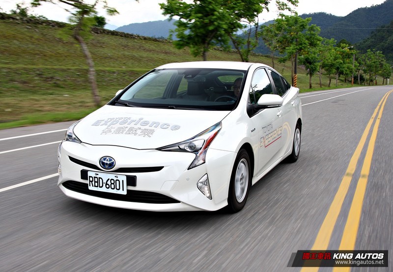 日韓綠能車再戰─《Hyundai Ioniq Hybrid》vs.《Toyota Prius》,動態表現篇 日韓綠能車再戰─《Hyundai Ioniq Hybrid》vs.《Toyota Prius》,動態表現篇