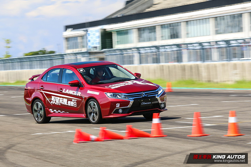 高規格賽道駕訓─《Mitsubishi Lancer》馭望奔馳體驗日 高規格賽道駕訓─《Mitsubishi Lancer》馭望奔馳體驗日