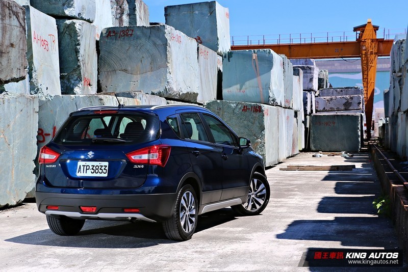 更換1.4L渦輪動力 小改款《Suzuki SX4》單一售價85.8萬元正式發表 更換1.4L渦輪動力 小改款《Suzuki SX4》單一售價85.8萬元正式發表